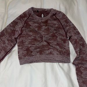 gymshark long sleeve top! new without tags, size medium